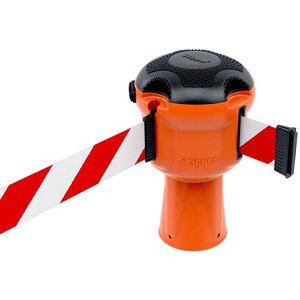 Skipper Retractable Barrier System